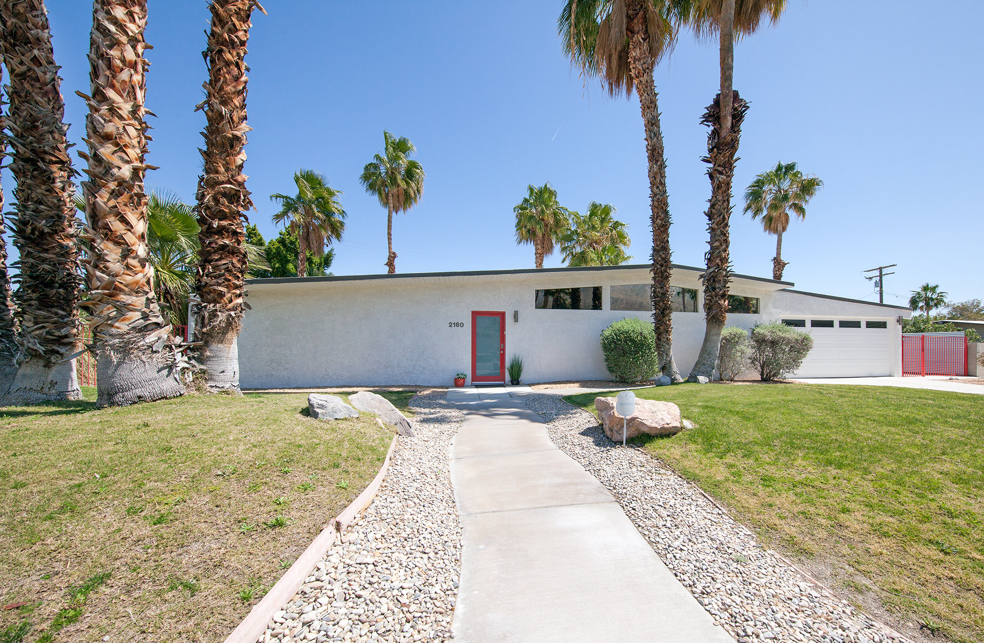 An Alexander home in the Racquet Club Estates neighborhood of Palm Springs 