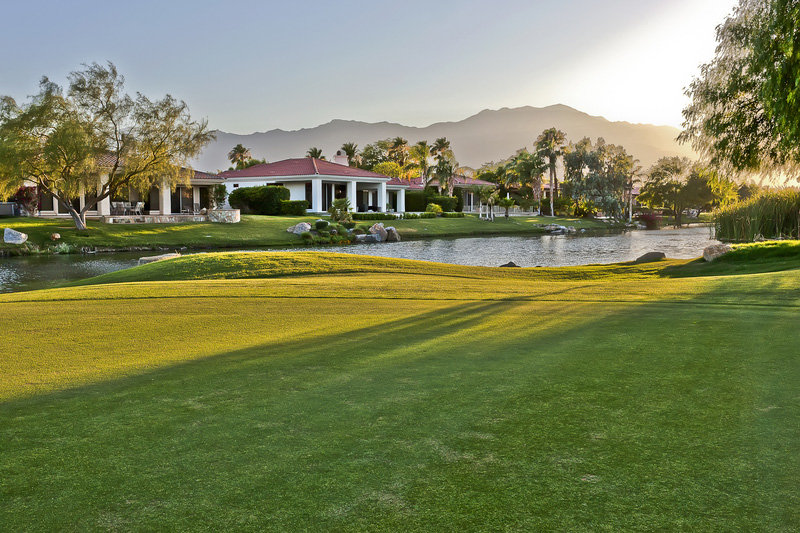 A home in the Coachella Valley on a golf course