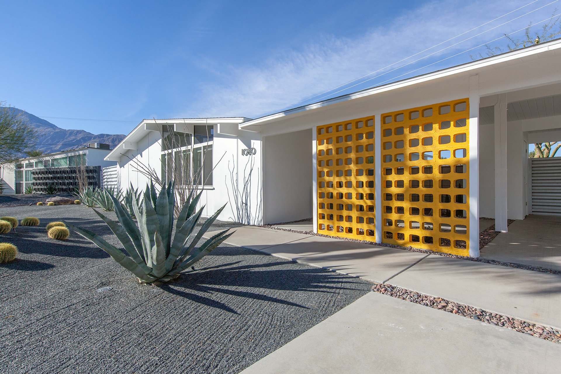An Alexander built home in Racquet Club Estates in Palm Springs, CA.